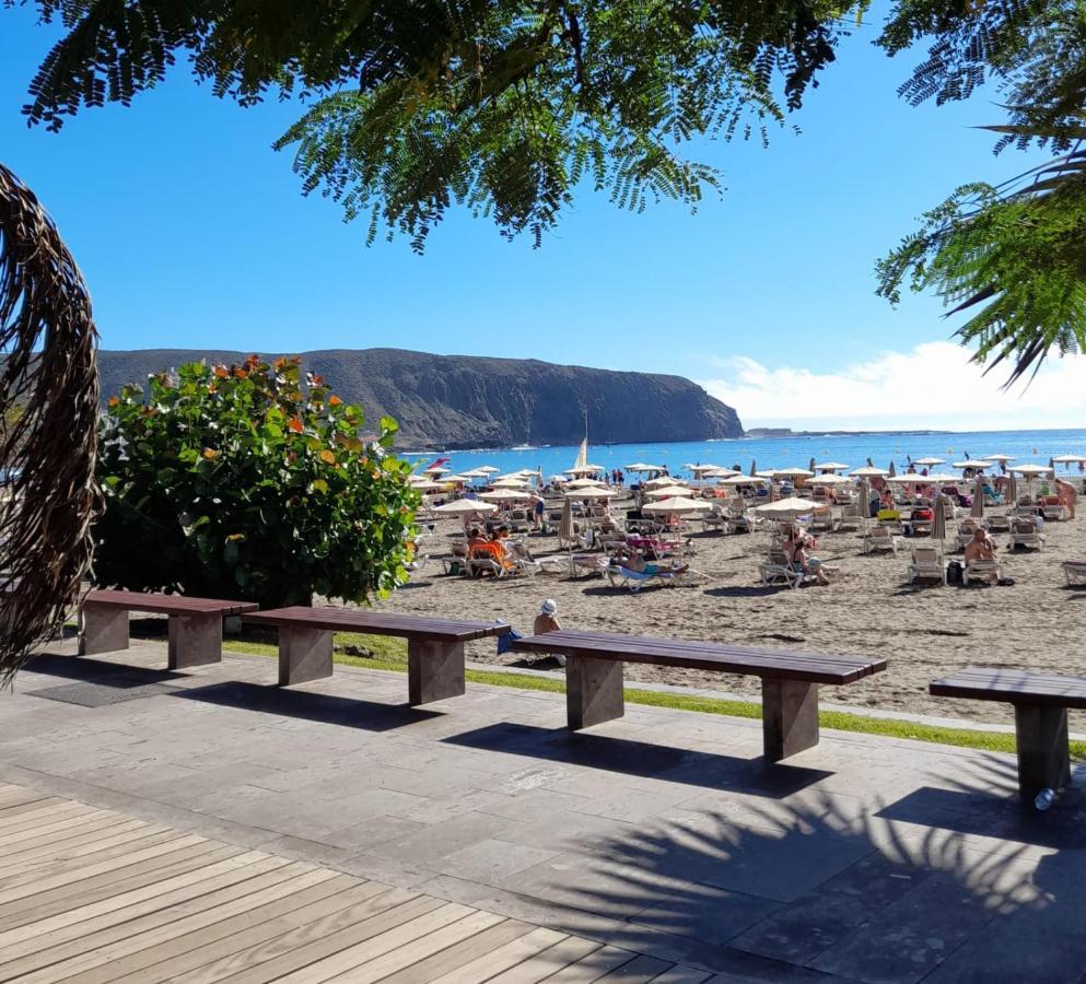 Апартаменты Luxory Dreamy Sunset, Seafront, Direct Access To The Promenade,Wifi,Pool,Free Parking Лос Кристианос Экстерьер фото